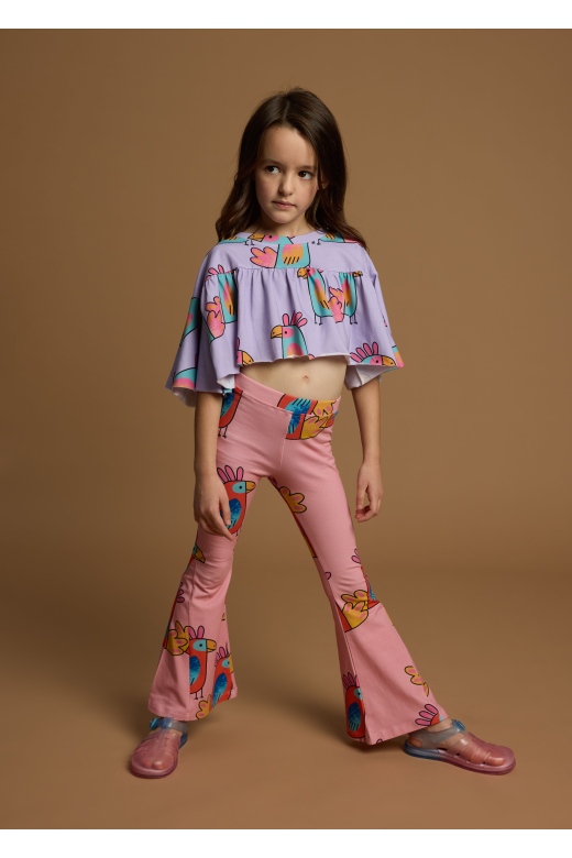 Spodnie dzwony różowe w papugi